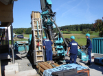 Geeigneten Bohrpunkt festlegen und Aufbauen des Bohrgerätes